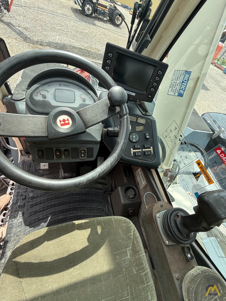Terex RT 670 Rough Terrain Crane 5
