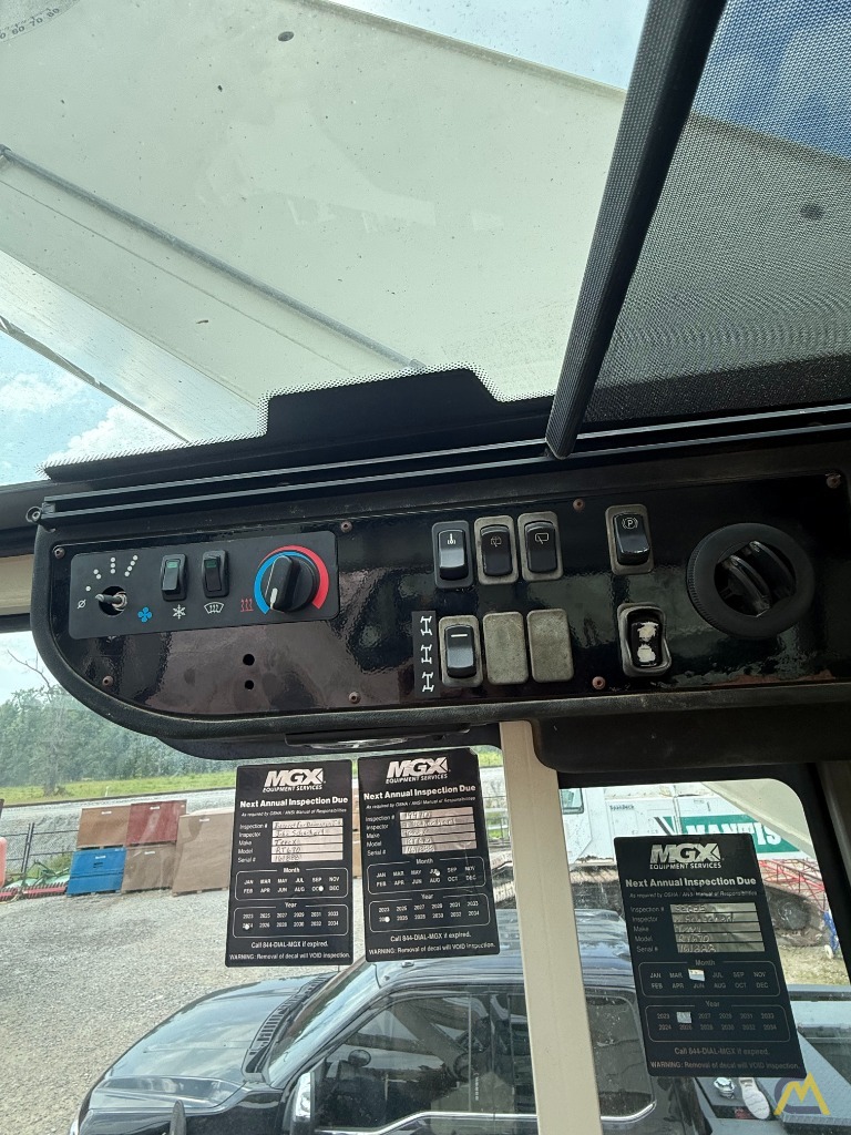 Terex RT 670 Rough Terrain Crane 8