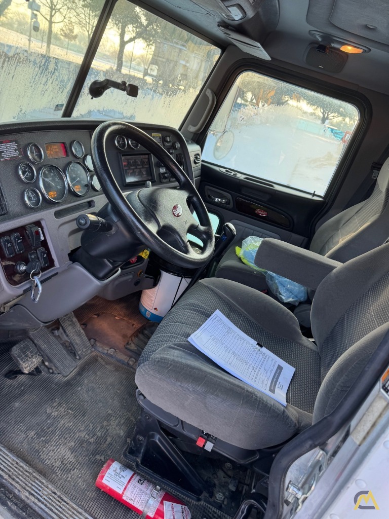 2015 Elliott 45127R Boom Truck Crane in Houston, TX 6