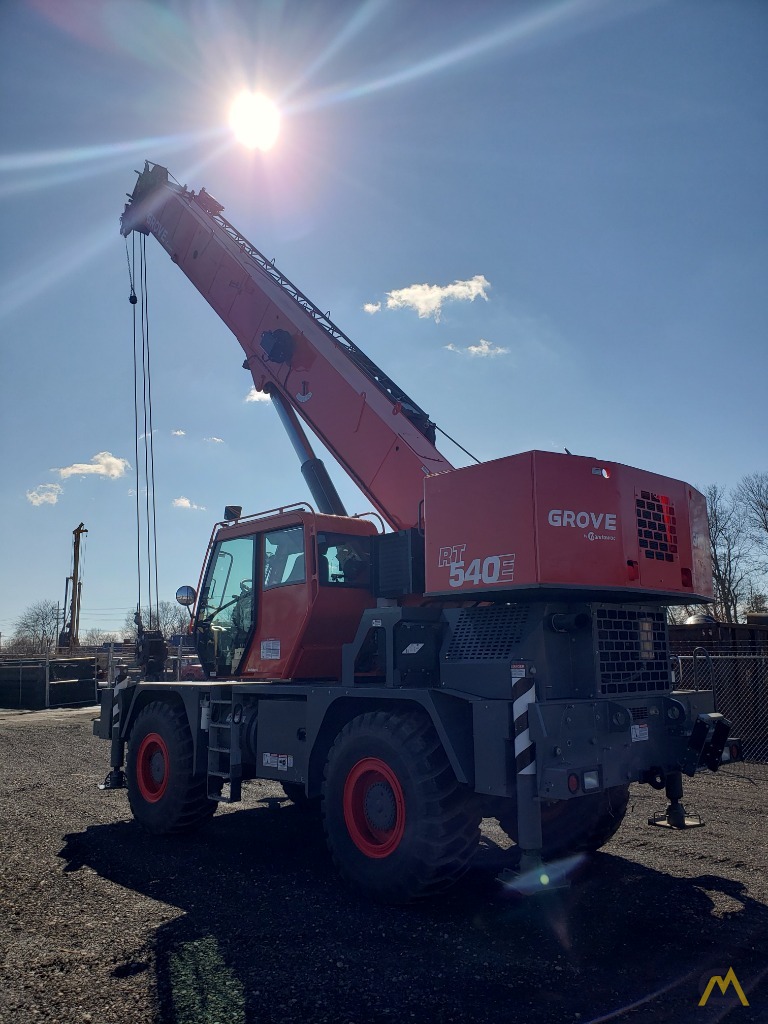 2015 Grove RT540E 40-Ton Rough Terrain Crane 7