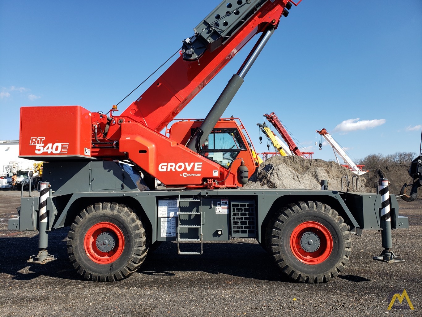 2015 Grove RT540E 40-Ton Rough Terrain Crane 2