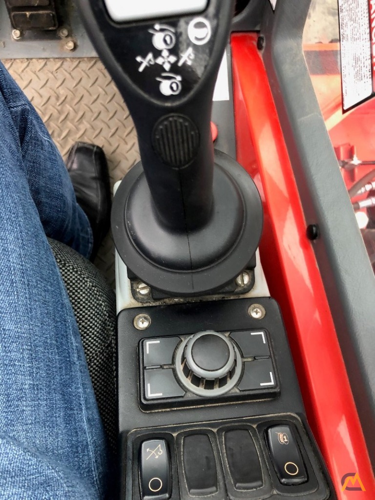 2015 Grove RT540E 40-Ton Rough Terrain Crane 13