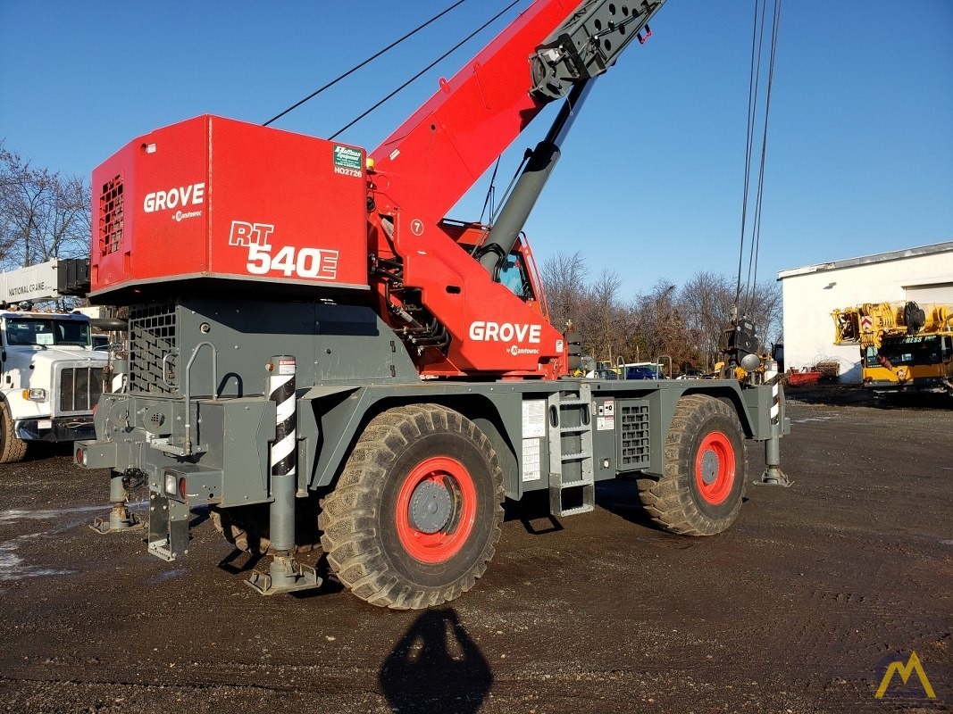 2015 Grove RT540E 40-Ton Rough Terrain Crane 3