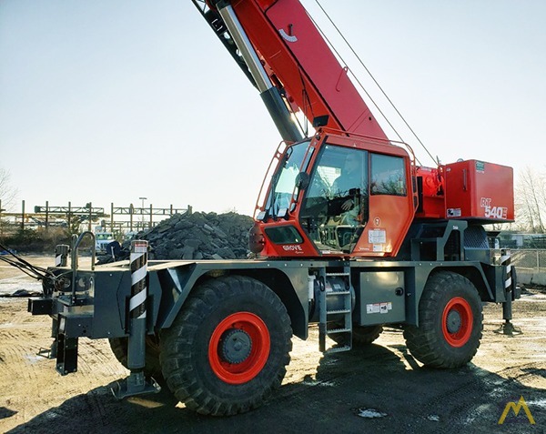 2015 Grove RT540E 40-Ton Rough Terrain Crane 5
