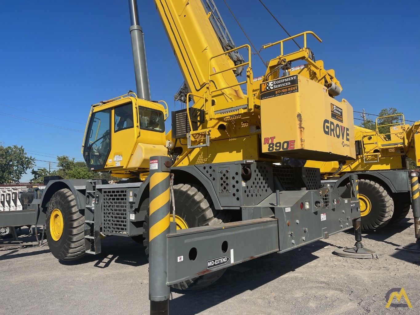 Grove RT890E Rough Terrain Crane 2