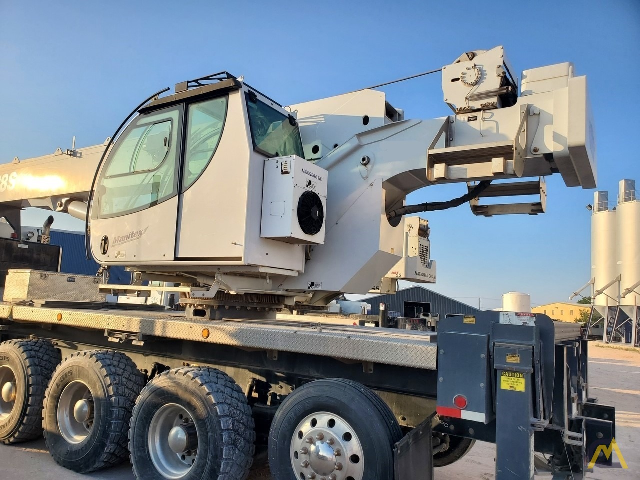 2015 Manitex 50128S 50-Ton Boom Truck Crane Mounted on Kenworth T-800 4