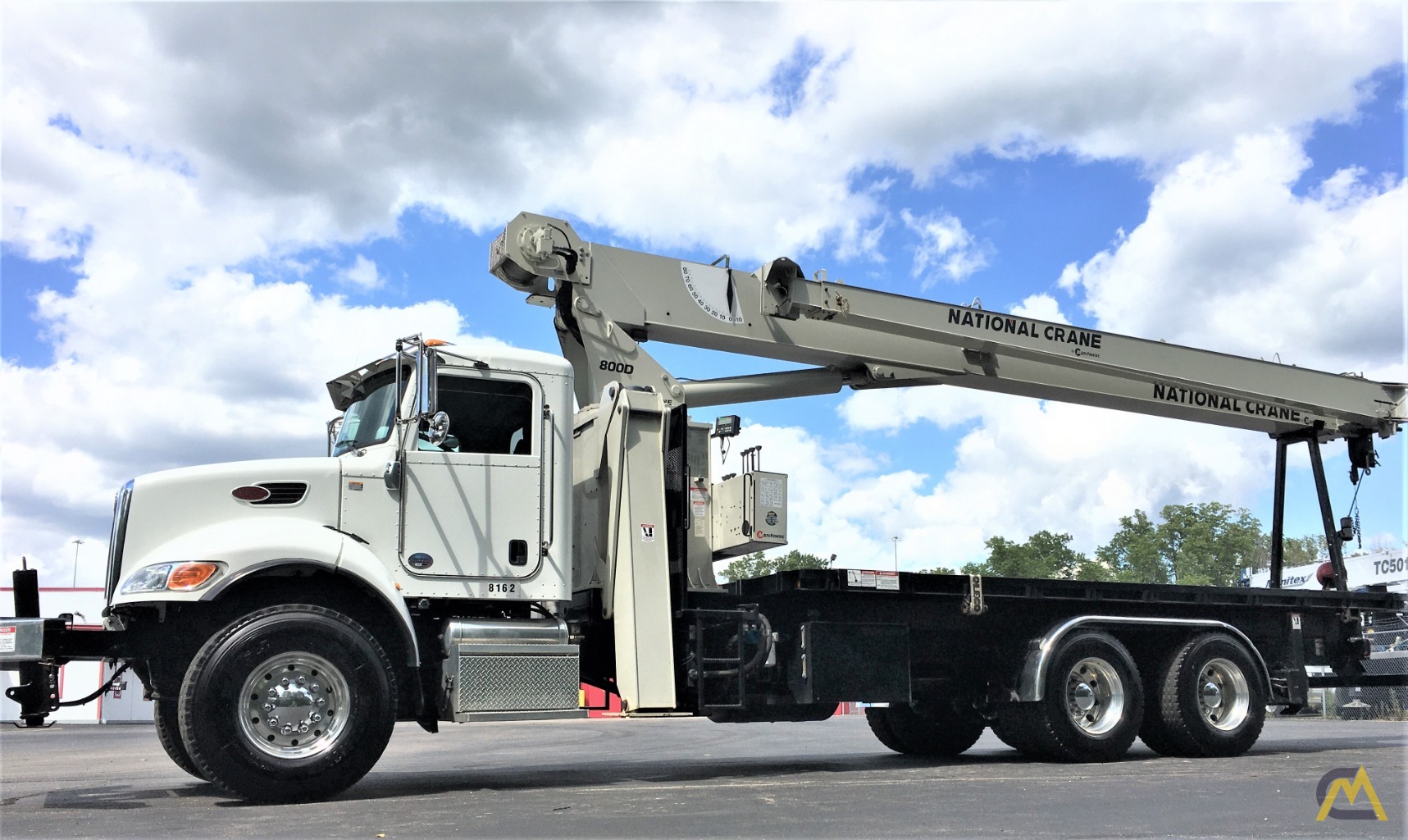 National 8100D 23-Ton Boom Truck Crane 1