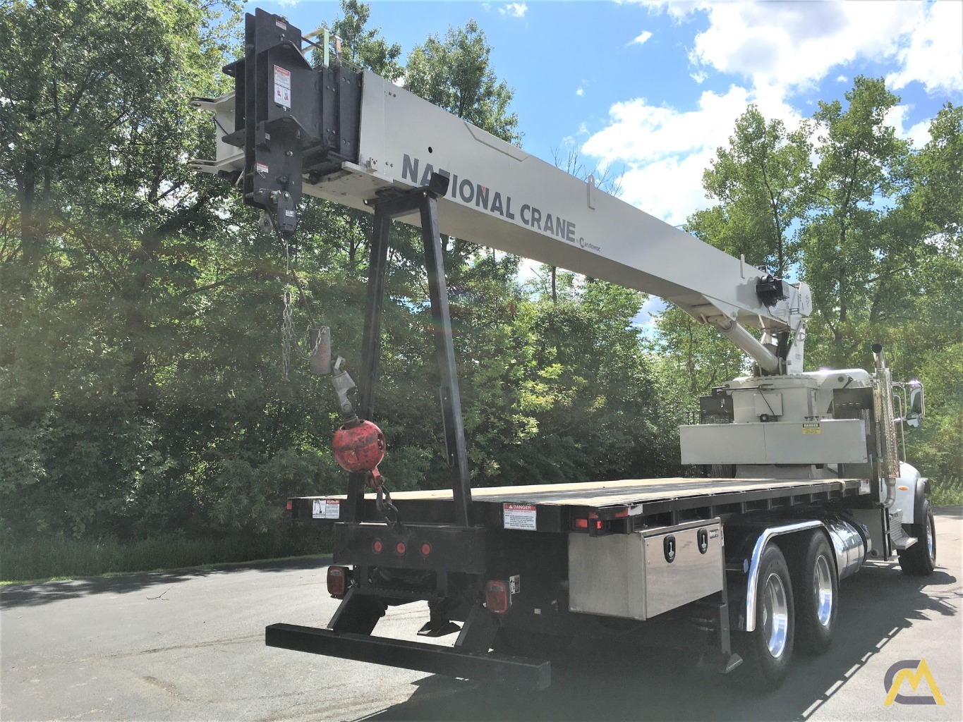 National 8100D 23-Ton Boom Truck Crane 9