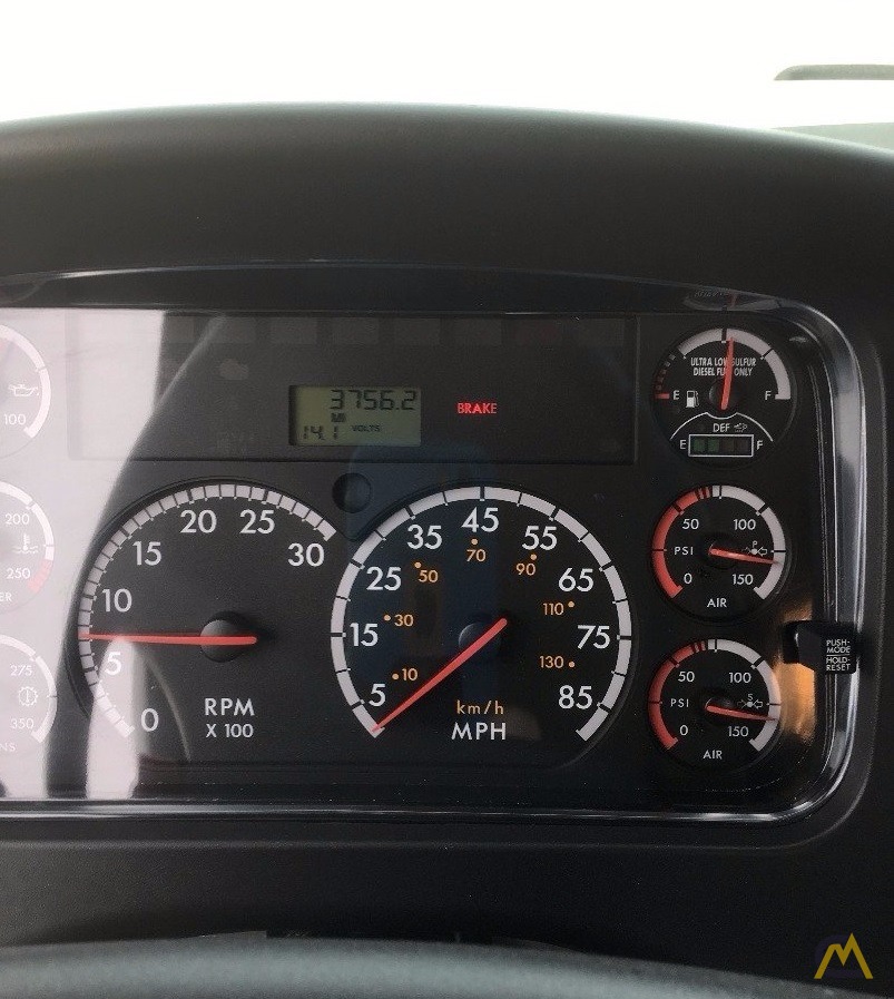 2015 NATIONAL 900A 3