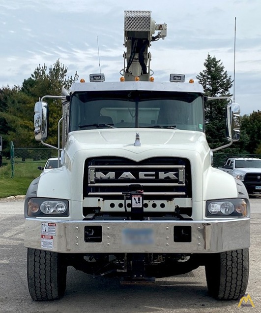 National Crane 671E-2 Boom Truck on Mack GU713 6