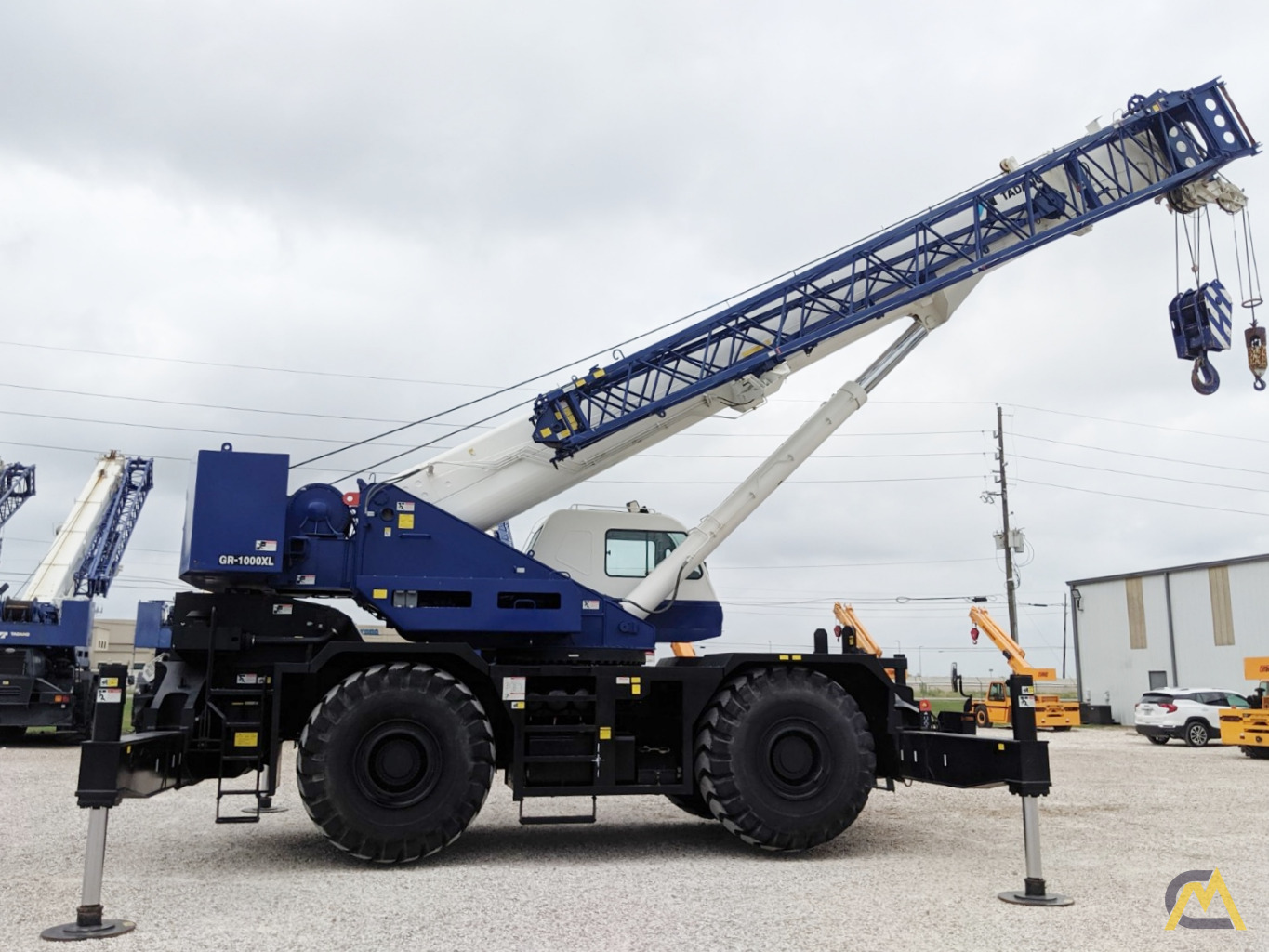 2015 Tadano GR-1000XL-3 100-Ton Rough Terrain Crane 1