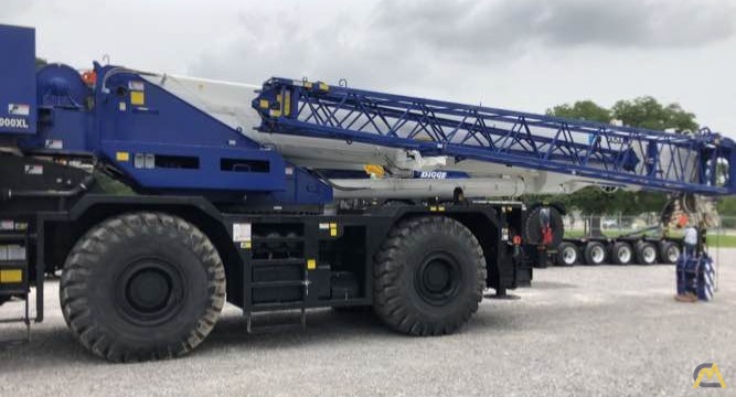 2015 Tadano GR-1000XL-3 100-Ton Rough Terrain Crane 0