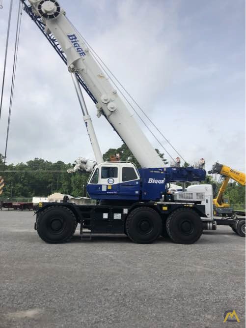 2015 Tadano GR-1000XL-3 100-Ton Rough Terrain Crane 16