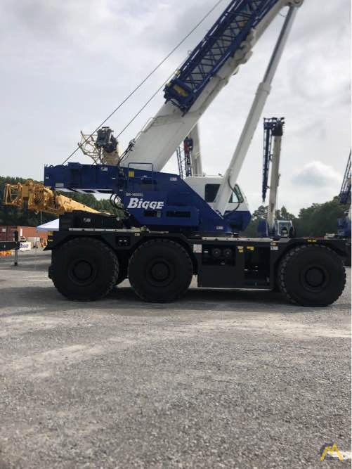 2015 Tadano GR-1000XL-3 100-Ton Rough Terrain Crane 21