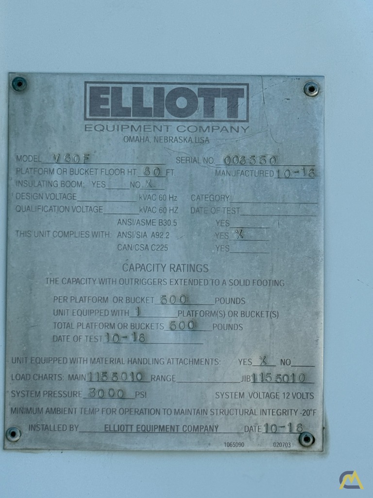 New Engine - 2016 Elliott V60F Telescopic Boom Bucket Truck 15