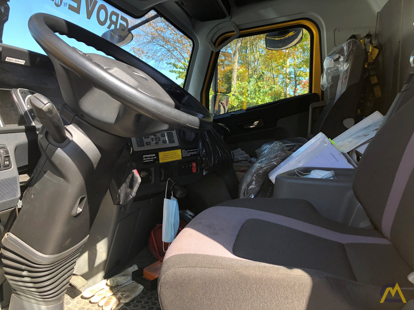 2016 Grove GMK5250L 300-Ton All Terrain Crane 8