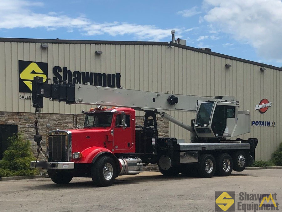 2016 National NBT45-127 45-Ton Boom Truck Crane 0