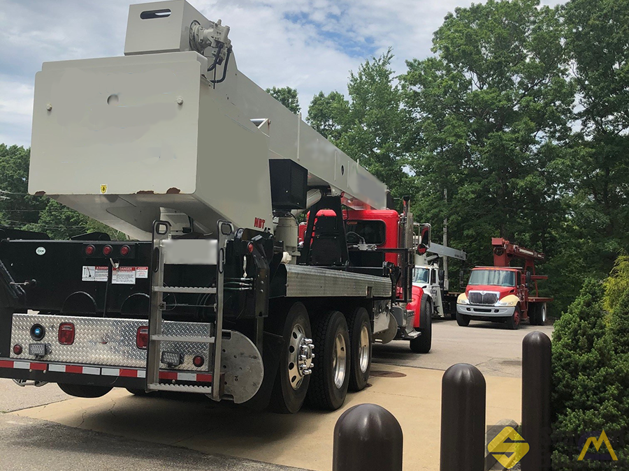 2016 National NBT45-127 45-Ton Boom Truck Crane 3
