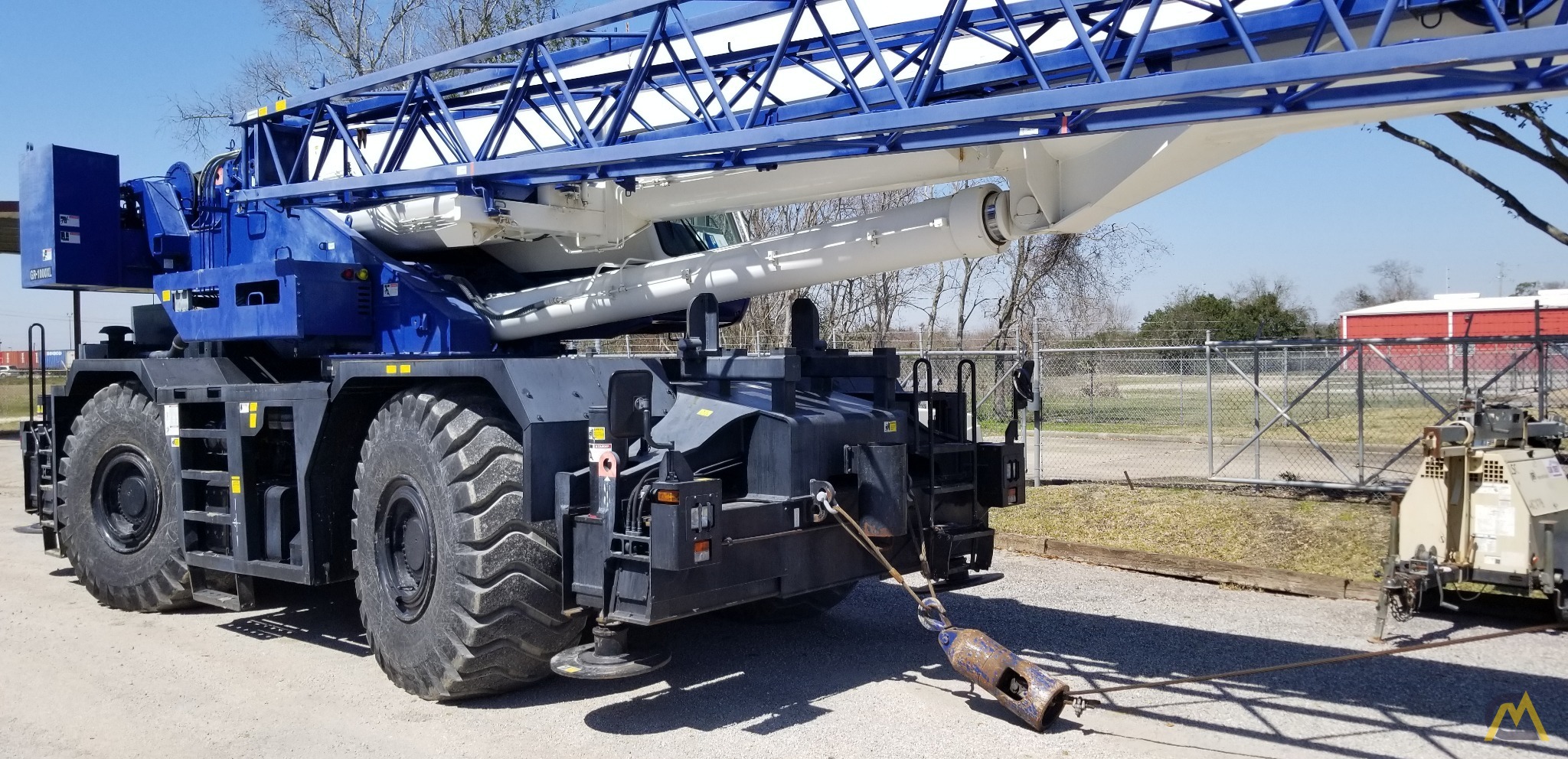 2016 Tadano GR-1000XL-3 100-Ton Rough Terrain Crane 0