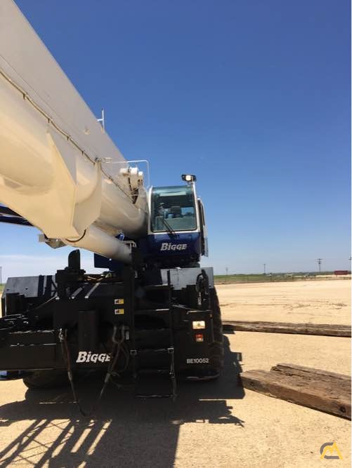 2016 Tadano GR-1000XL-3 100-Ton Rough Terrain Crane 1