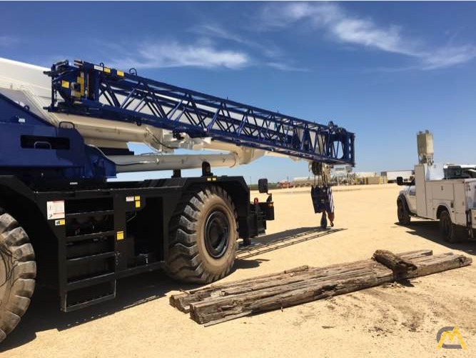 2016 Tadano GR-1000XL-3 100-Ton Rough Terrain Crane 25