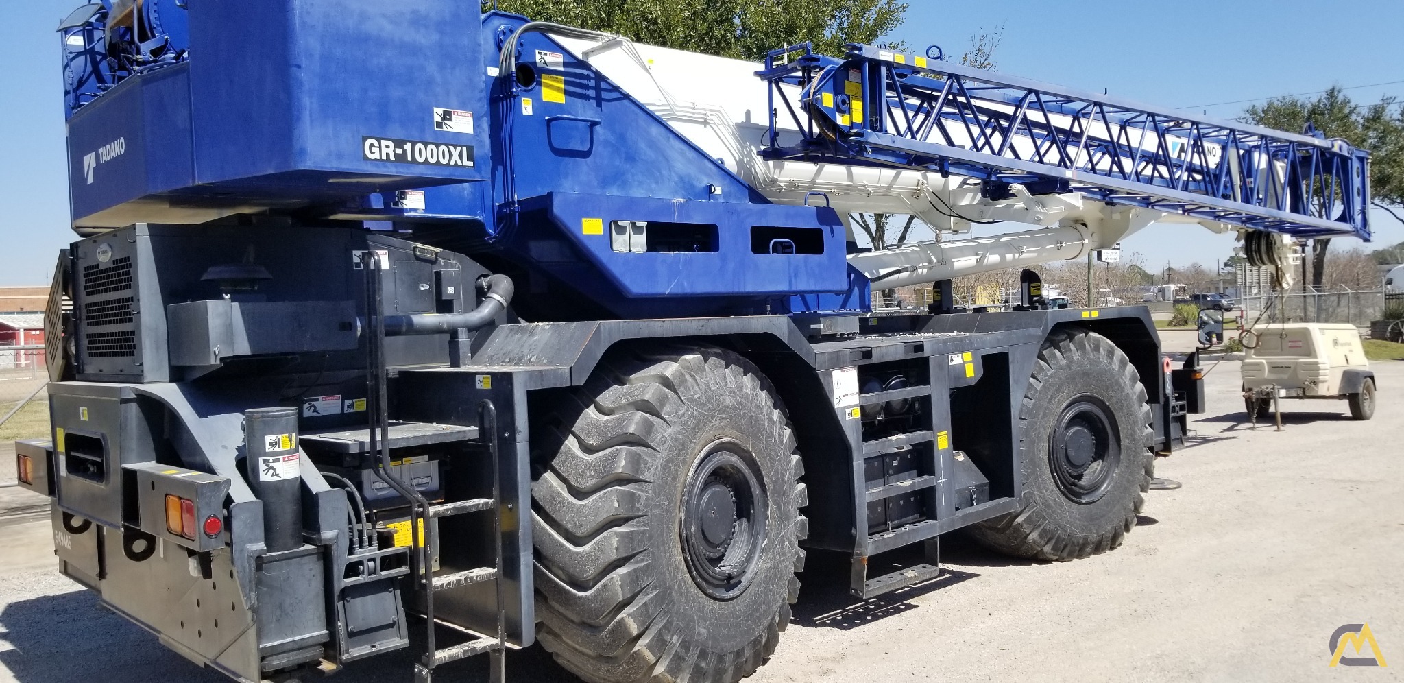 2016 Tadano GR-1000XL-3 100-Ton Rough Terrain Crane 1