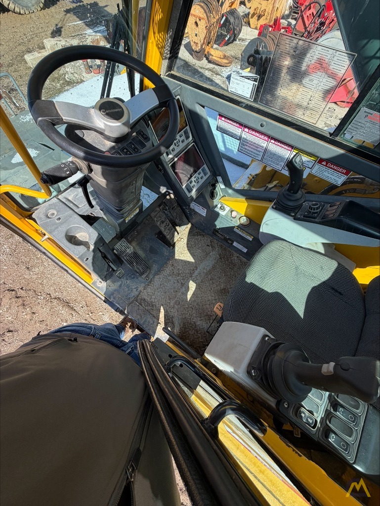 2017 Grove RT530E-2 30 Ton R/T Crane 7