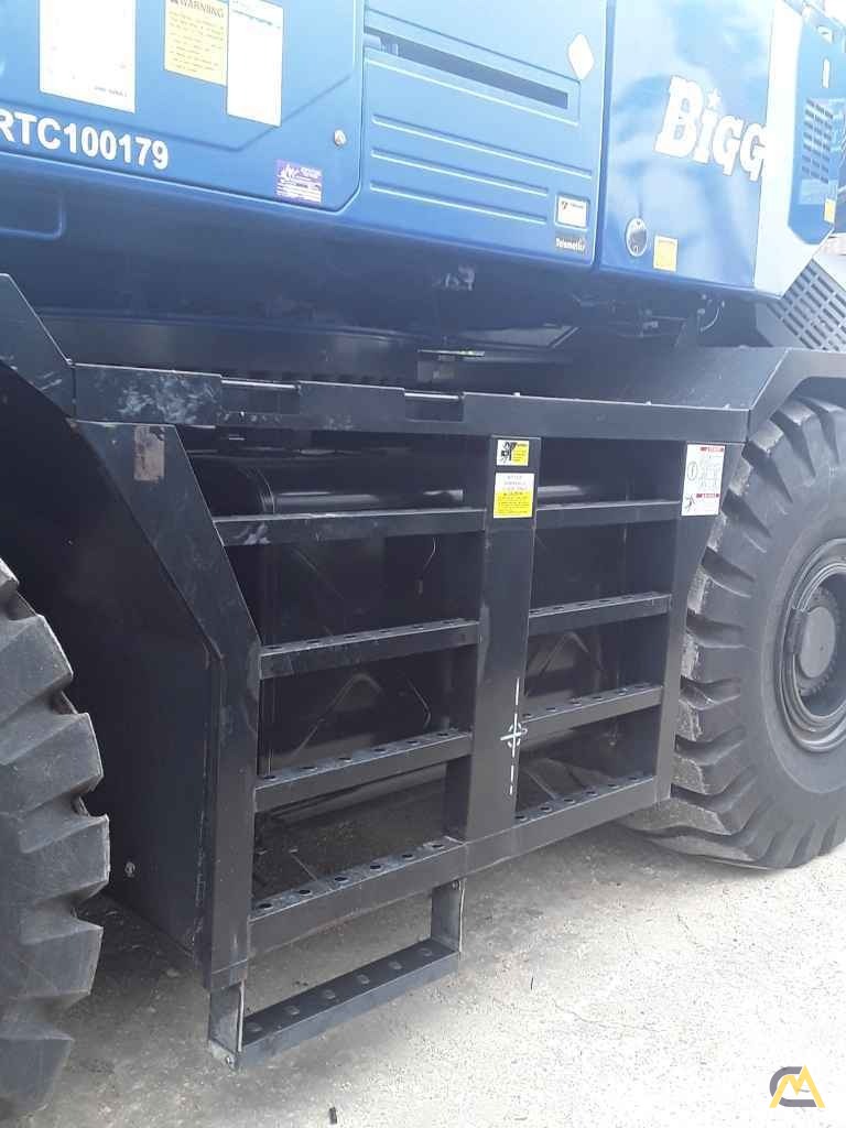 2017 Tadano GR-1000XL-3 100-Ton Rough Terrain Crane 71