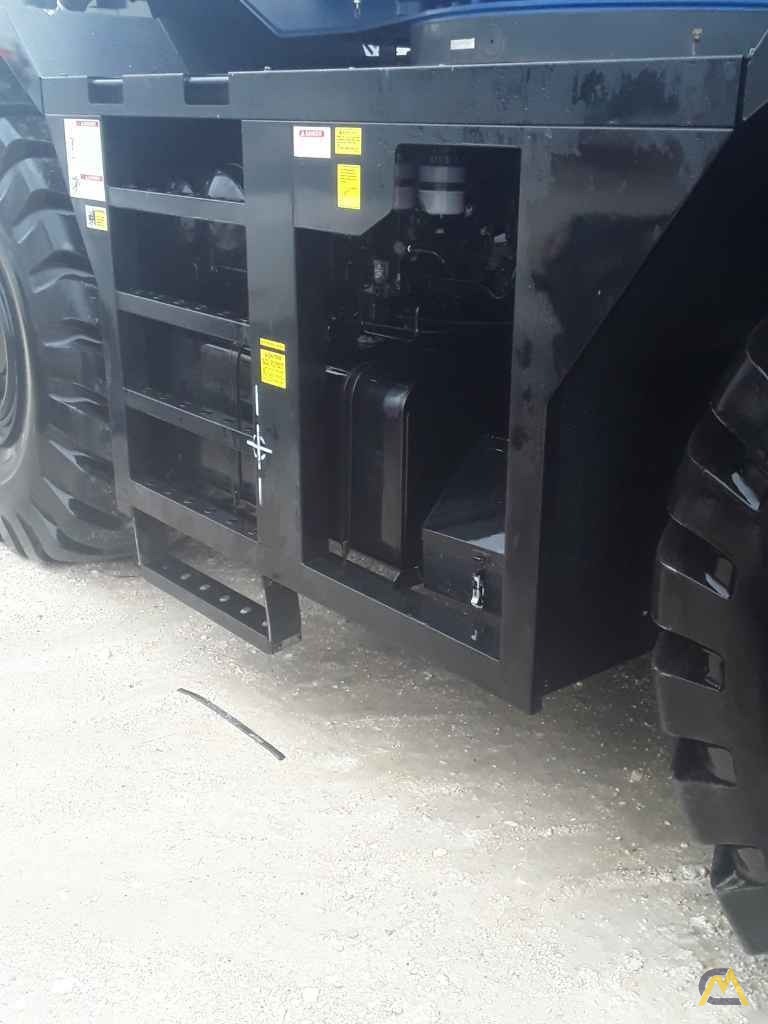 2017 Tadano GR-1000XL-3 100-Ton Rough Terrain Crane 48