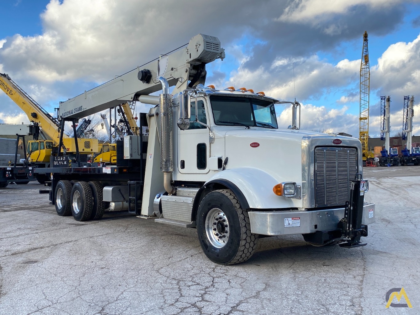 2018 National 8100D 23-Ton Boom Truck Crane 1