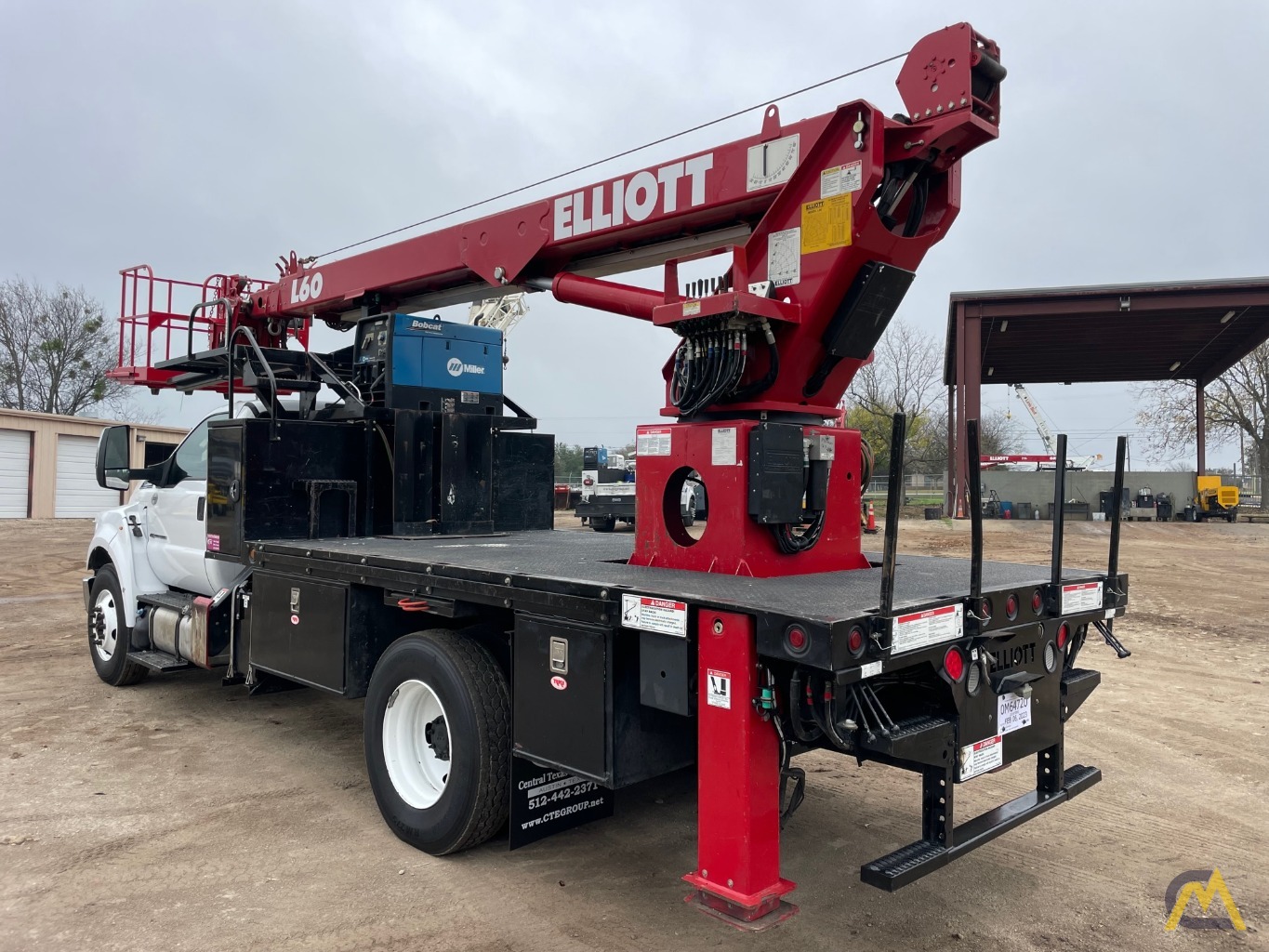 2019 Elliott L60R Aerial Bucket Truck 2