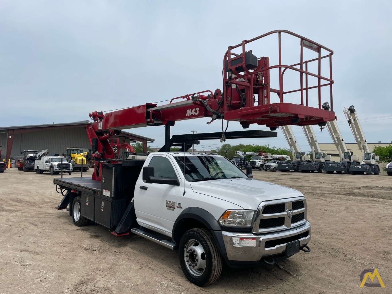 2019 Elliott M43R Aerial Bucket Truck 5