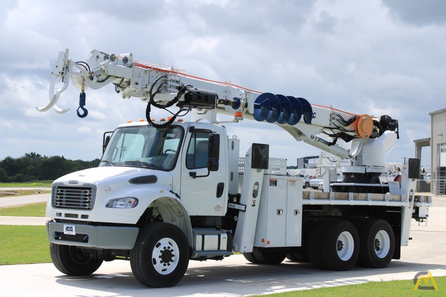 SOLD Altec DT65H Digger Derrick Crane on 2019 Freightliner M2 2