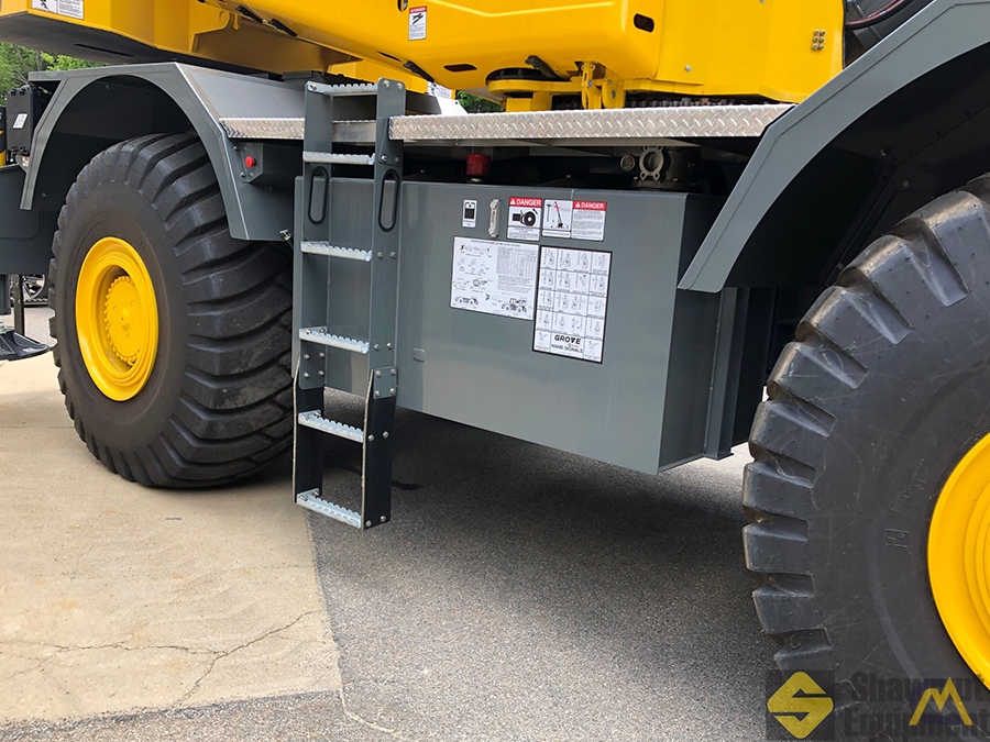 2019 Grove GRT8100 100-Ton Rough Terrain Crane 3