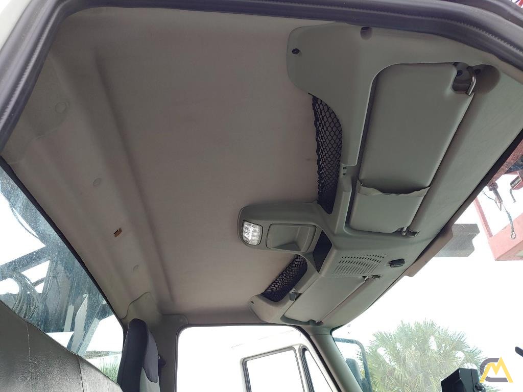 2019 International 4300 Elliott L55R Sign Crane 17