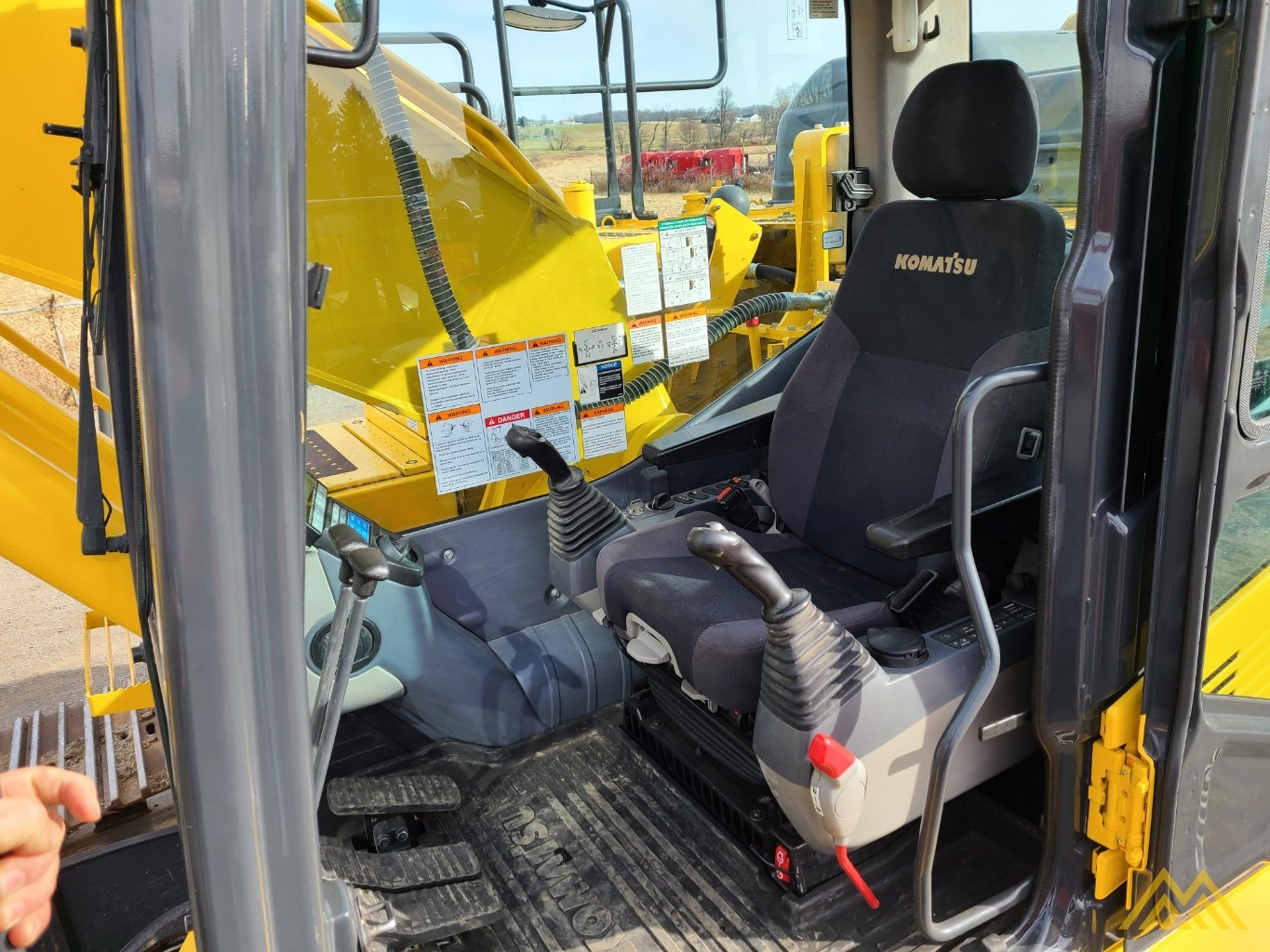 2019 Komatsu PC290LC-11 Excavator 4