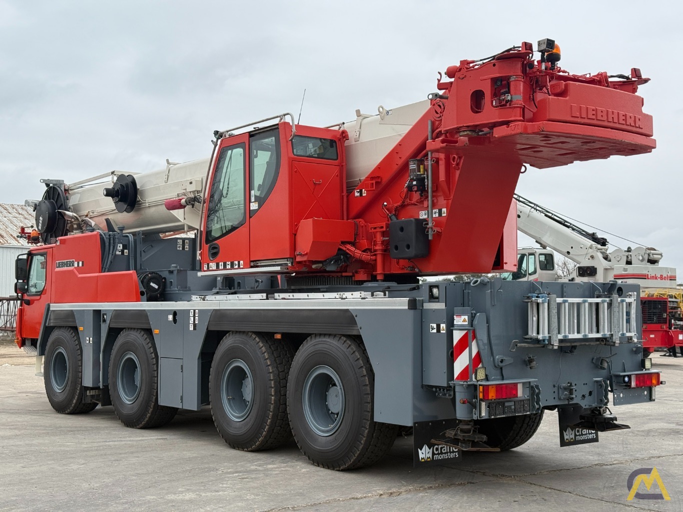Liebherr LTM 1090-4.2 All Terrain Crane 3