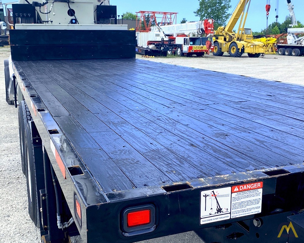 2019 National 8100D 23-Ton Boom Truck Crane 8