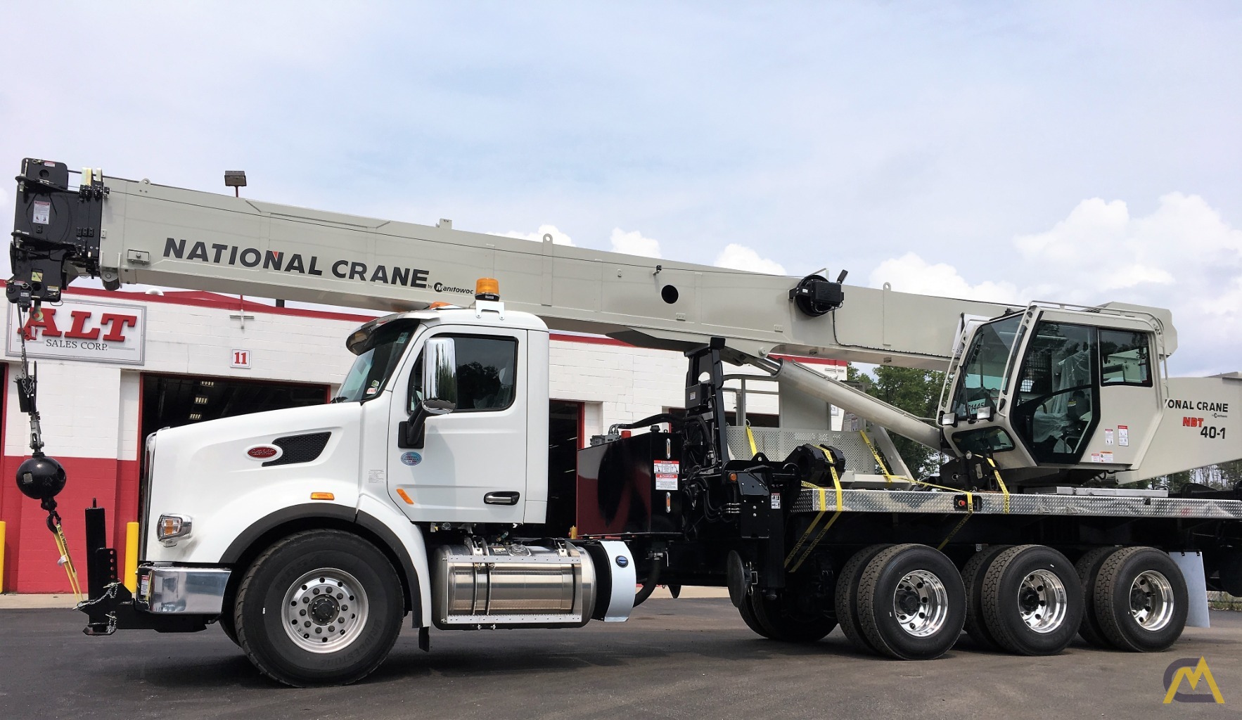2019 National NBT40142-1 40-Ton Boom Truck Crane 5