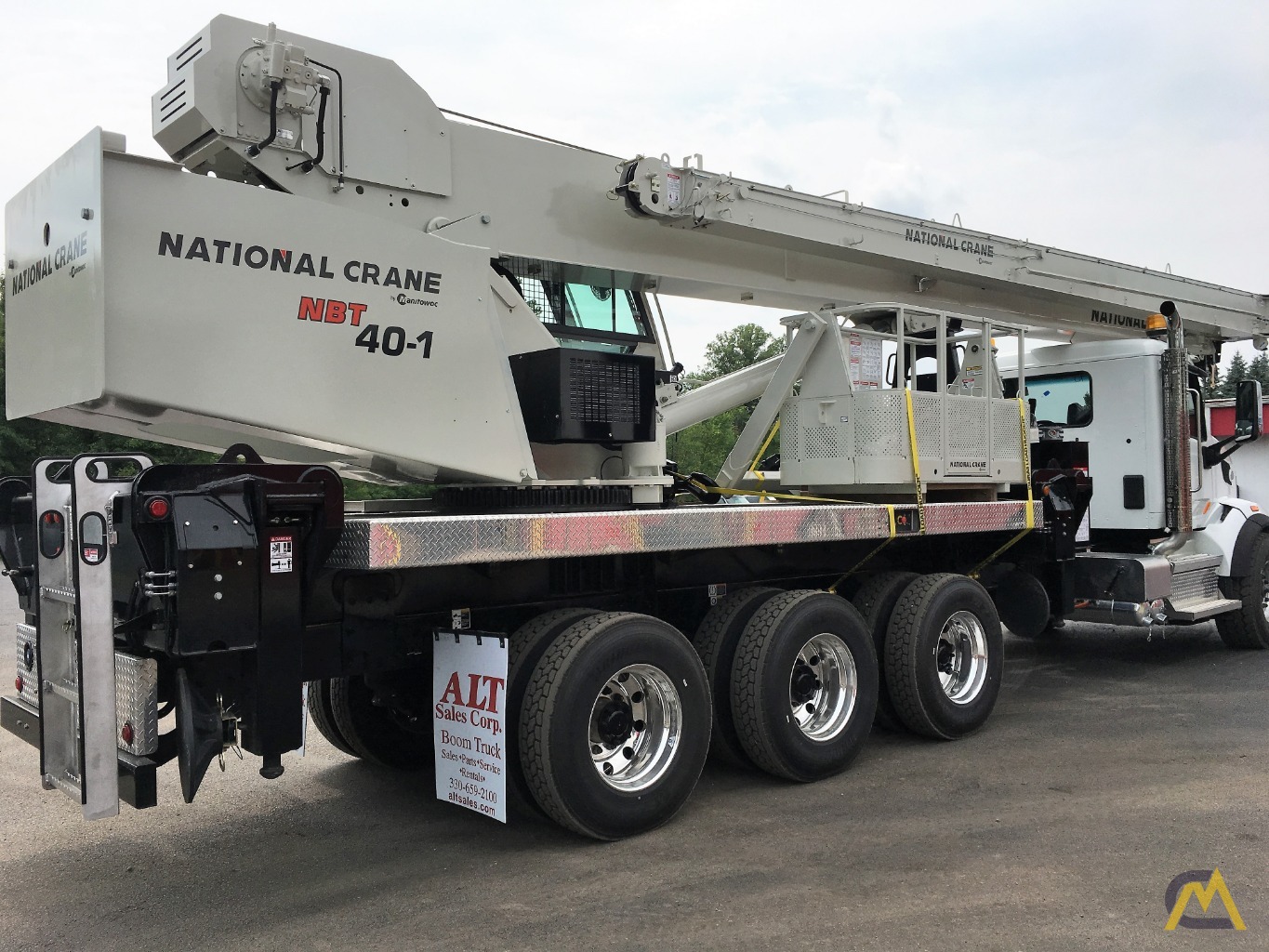 2019 National NBT40142-1 40-Ton Boom Truck Crane 3