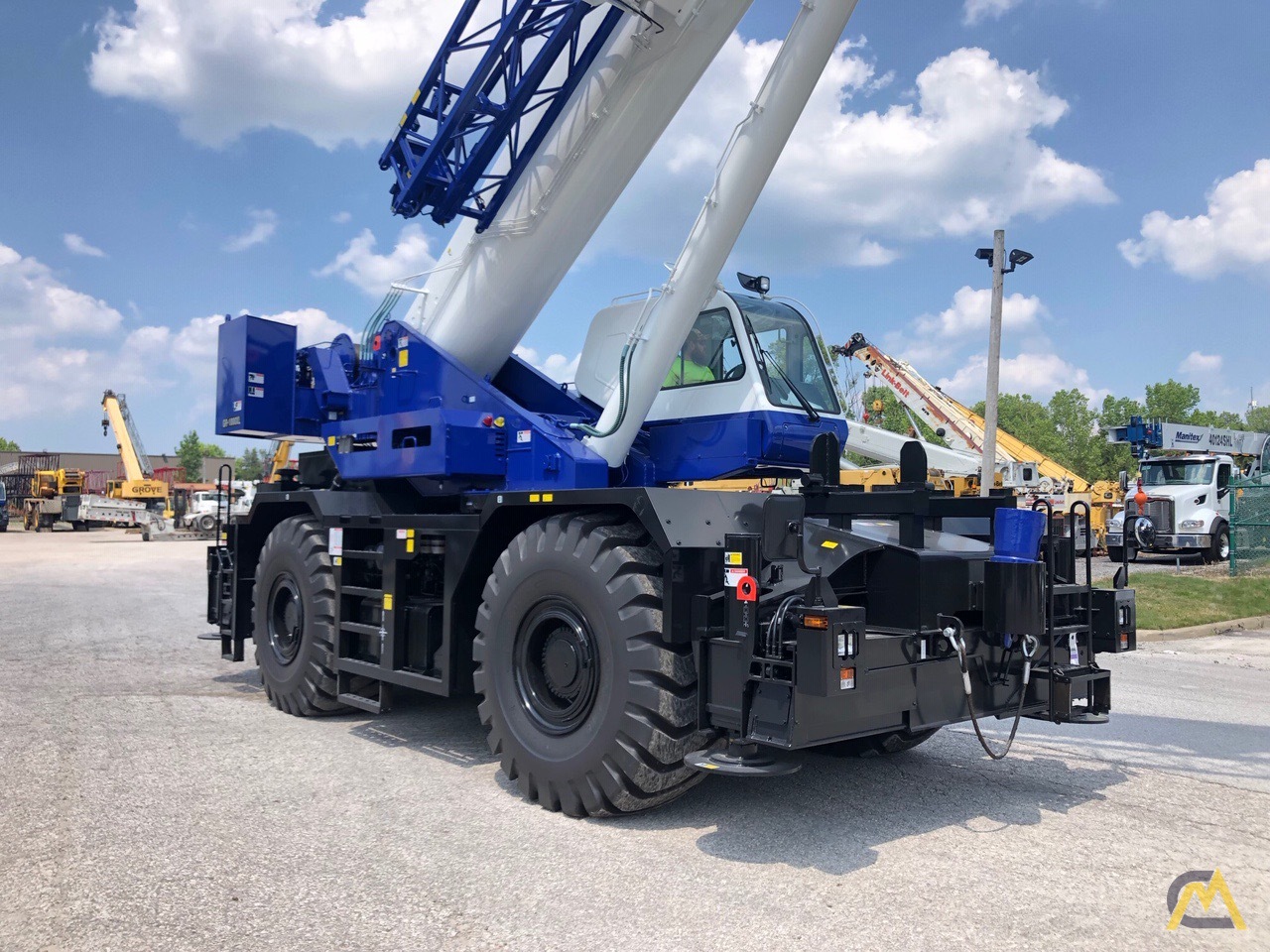 2019 Tadano GR-1000XL-3 100-Ton Rough Terrain Crane 1