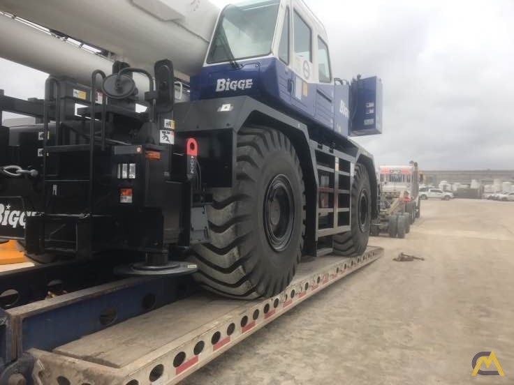 2020 Tadano GR-1000XL-3 100-Ton Rough Terrain Crane 31