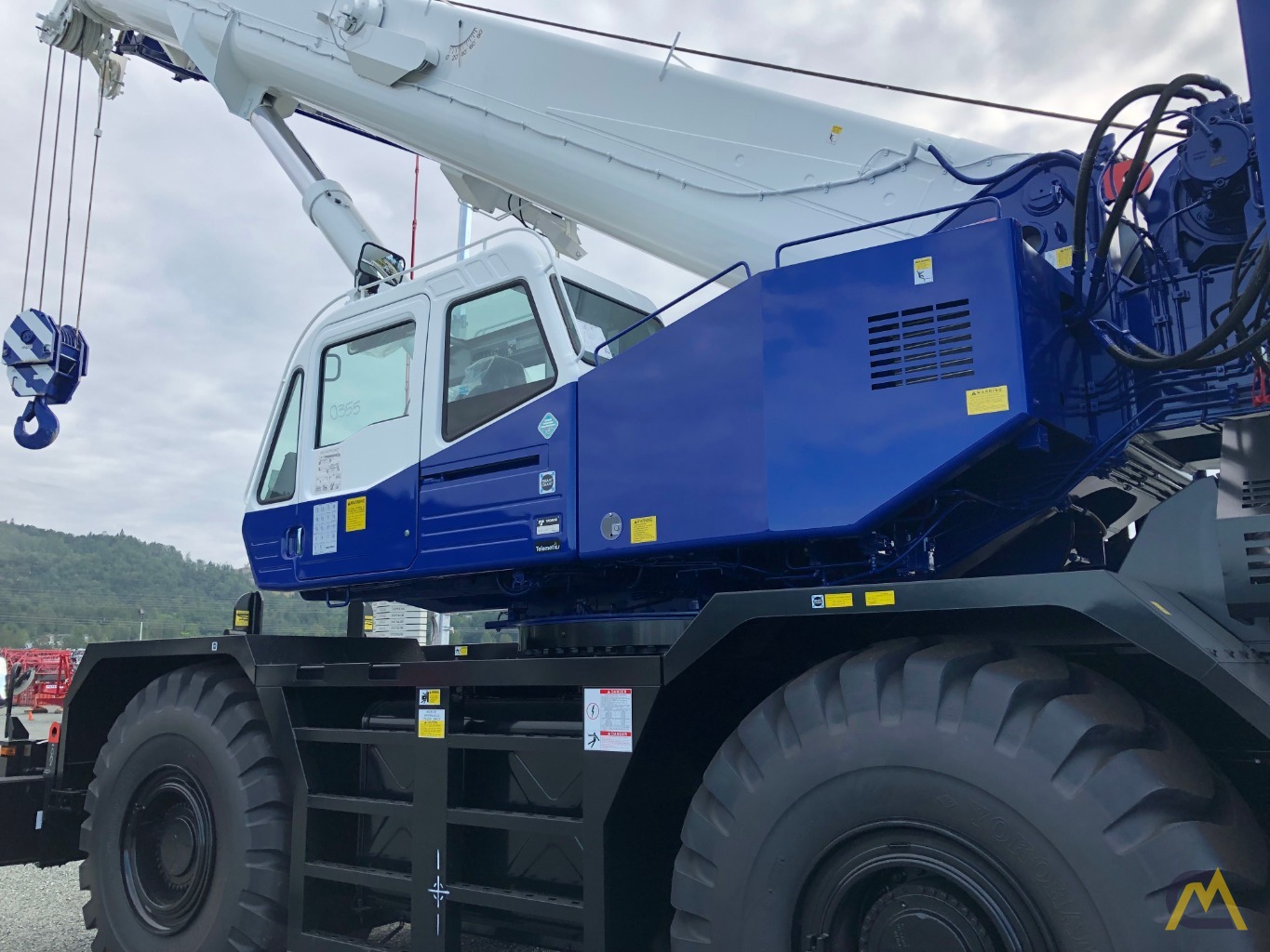 2020 Tadano GR1000XL-3 100-Ton Rough Terrain Crane 7