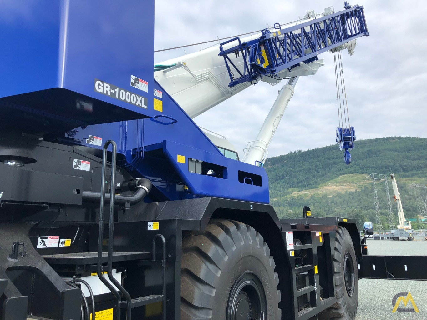 2020 Tadano GR1000XL-3 100-Ton Rough Terrain Crane 8