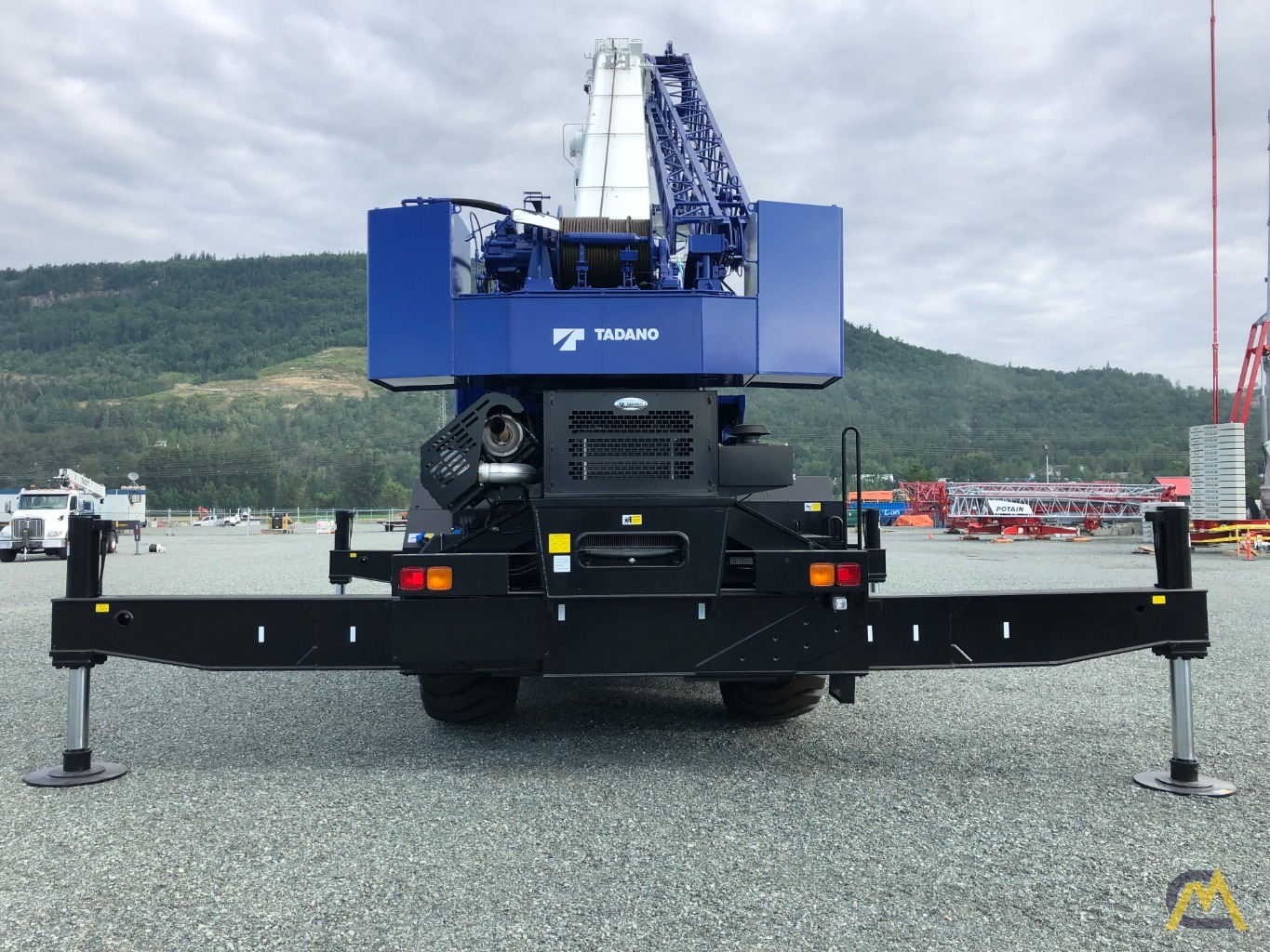 2020 Tadano GR1000XL-3 100-Ton Rough Terrain Crane 3