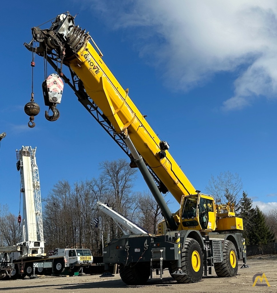 Grove GRT8100 Rough Terrain Crane 1