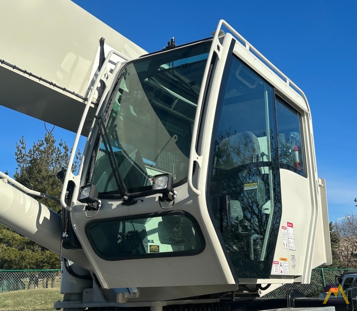 2022 National NBT40-1 Boom Truck Crane 9