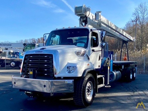 Manitex 26101C Boom Truck Crane on Freightliner 114SD 0