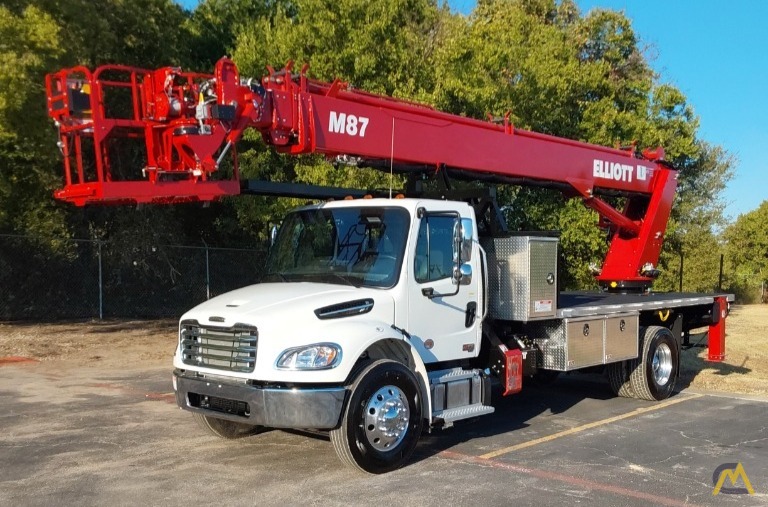Elliott M87R Telescopic Boom Bucket Aerial Lift on Freightliner M2 106 1