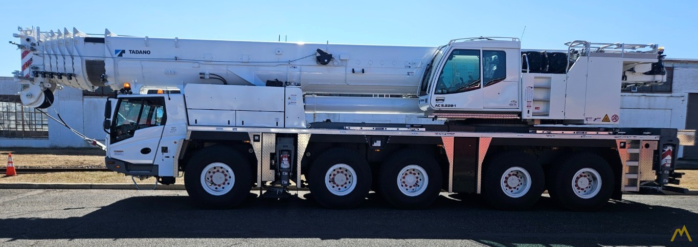TADANO２２０トン Tadano ATF 220G-5 220-ton All Terrain crane For Sale Cranes